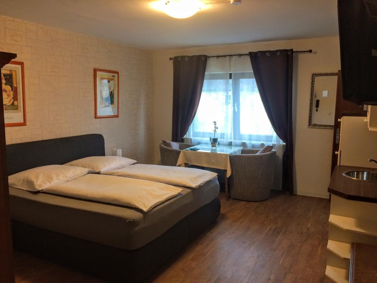 Hotel Zum Schnackel In Mainz 비스바덴 외부 사진