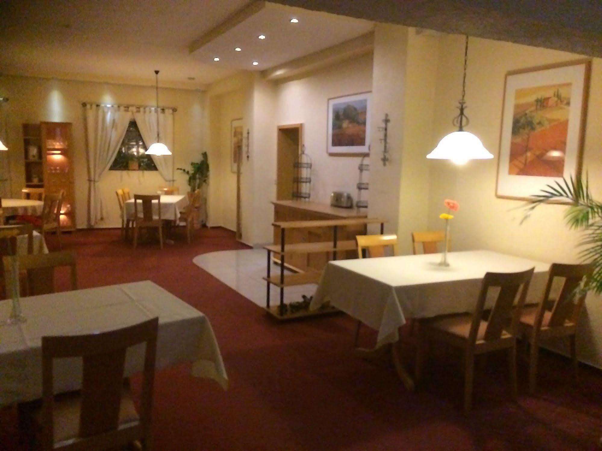Hotel Zum Schnackel In Mainz 비스바덴 외부 사진